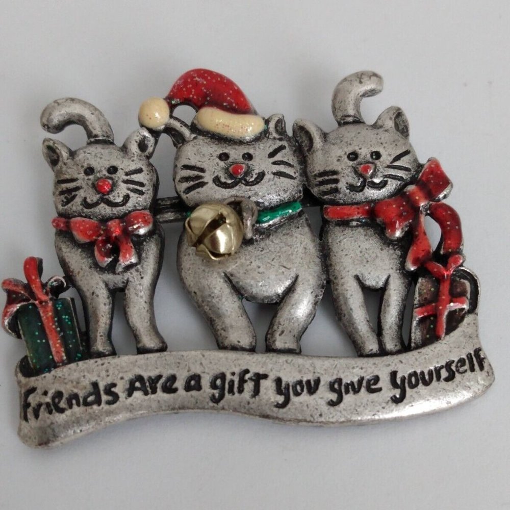 AJMC Cat Trio Christmas Friends Are a Gift...Lapel Brooch Pin